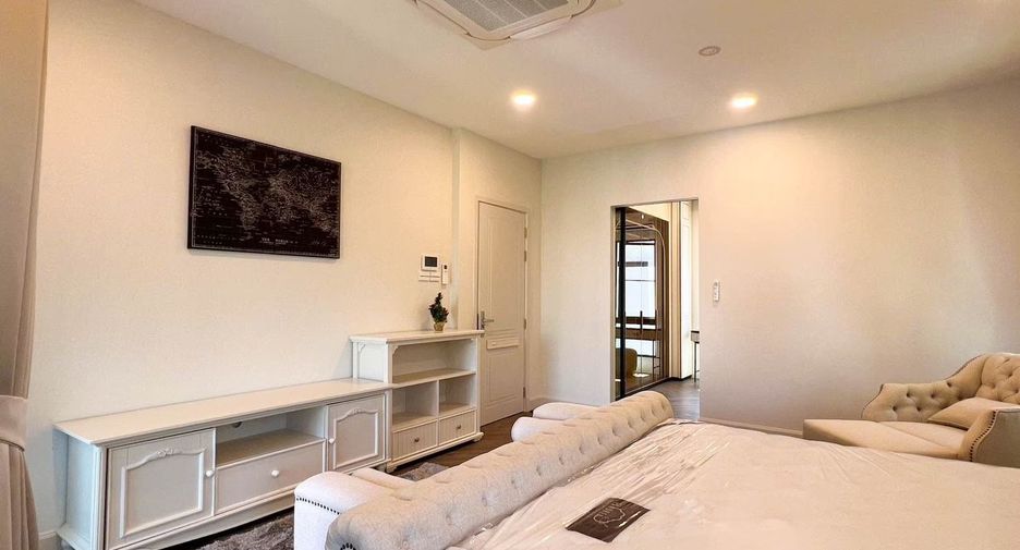 À louer et à vendre 4 chambres maison à Saphan Sung, Bangkok