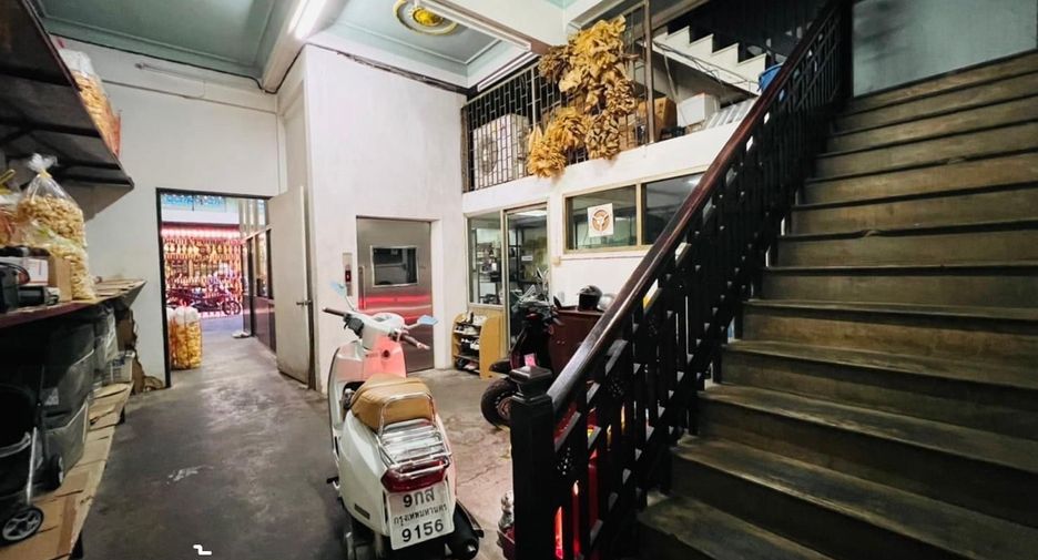 Casa adosada en venta de 6 habitaciones en Samphanthawong, Bangkok