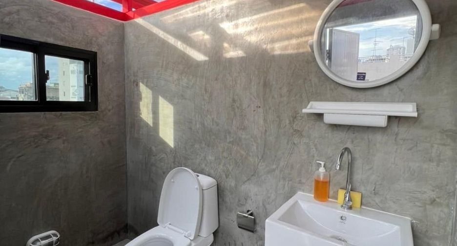 Casa adosada en venta de 6 habitaciones en Samphanthawong, Bangkok