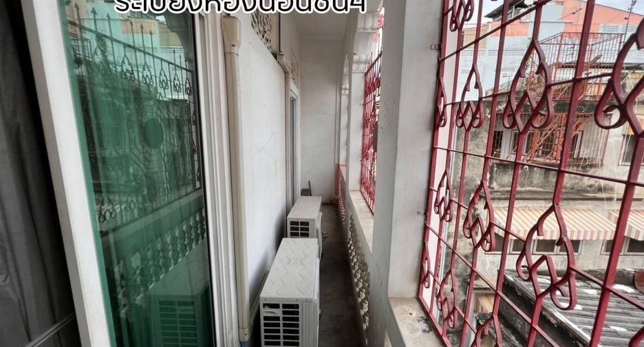 Casa adosada en venta de 6 habitaciones en Samphanthawong, Bangkok