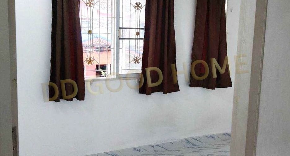 For sale 3 bedrooms condo in Lat Krabang, Bangkok