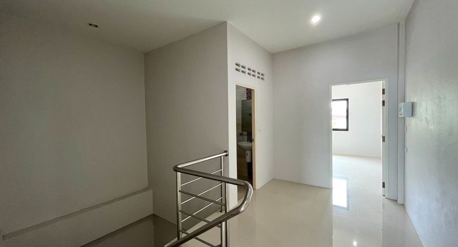 For sale 4 bedrooms retail Space in Mueang Krabi, Krabi