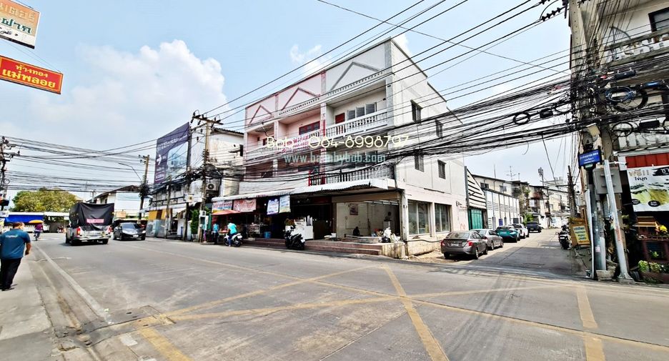 For sale 2 bed retail Space in Pak Kret, Nonthaburi