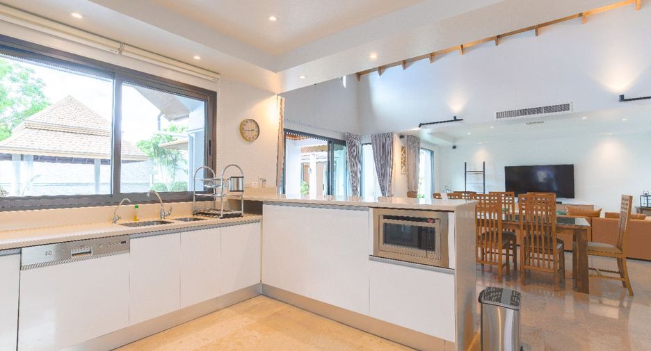 For rent 4 bedrooms villa in Thalang, Phuket