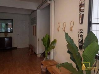 出租 4 卧室 联排别墅 在 Watthana, 曼谷