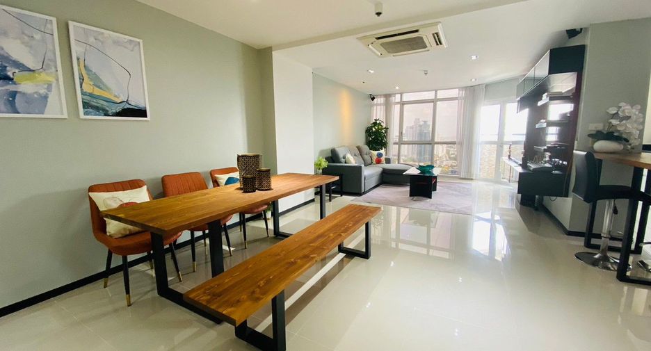 À vendre 2 chambres condo à Khlong Toei, Bangkok