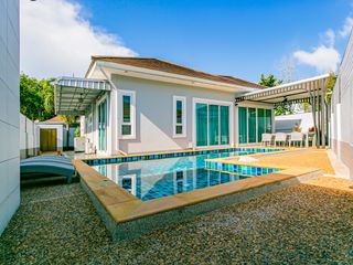 For rent and for sale 3 bed villa in Mueang Krabi, Krabi