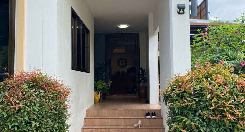 Casa en venta de 10 habitaciones en Mae On, Chiang Mai