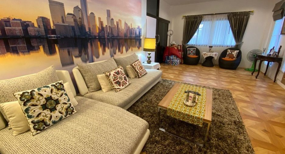 Casa en venta de 10 habitaciones en Mae On, Chiang Mai