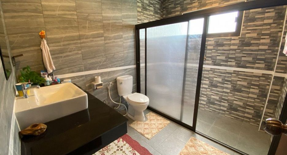 Casa en venta de 10 habitaciones en Mae On, Chiang Mai