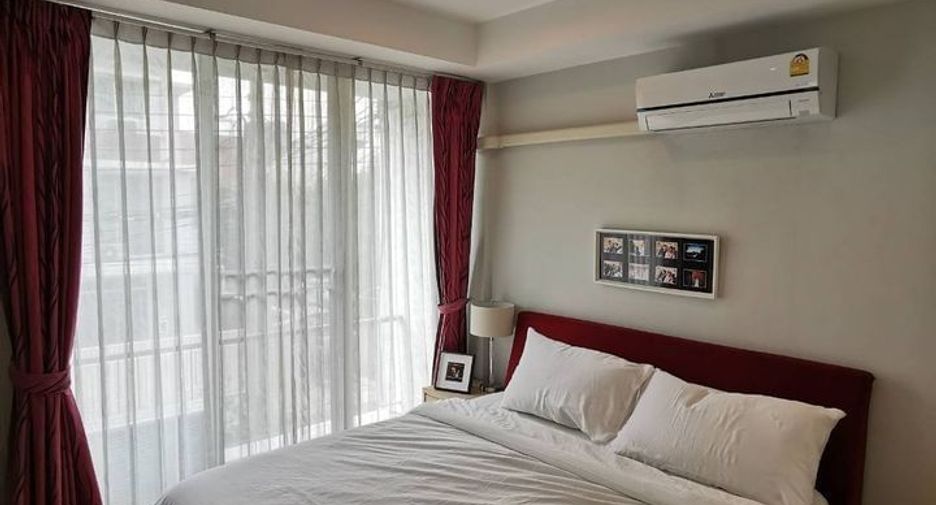 Casa en venta de 4 habitaciones en Yan Nawa, Bangkok