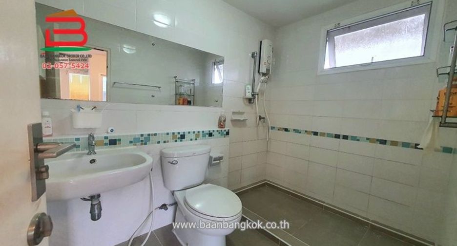 For sale 3 ベッドルーム house in Lam Luk Ka, Pathum Thani
