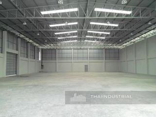 For rent warehouse in Lam Luk Ka, Pathum Thani