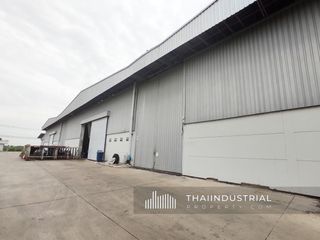For rent warehouse in Lam Luk Ka, Pathum Thani