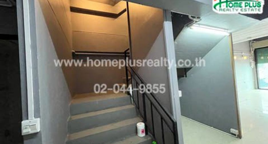For sale 3 Beds retail Space in Thung Khru, Bangkok