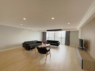 For rent 4 bed apartment in Khlong Toei, Bangkok