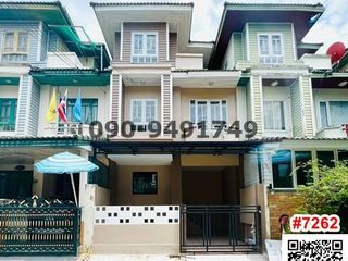 For rent 5 bed townhouse in Khlong Luang, Pathum Thani