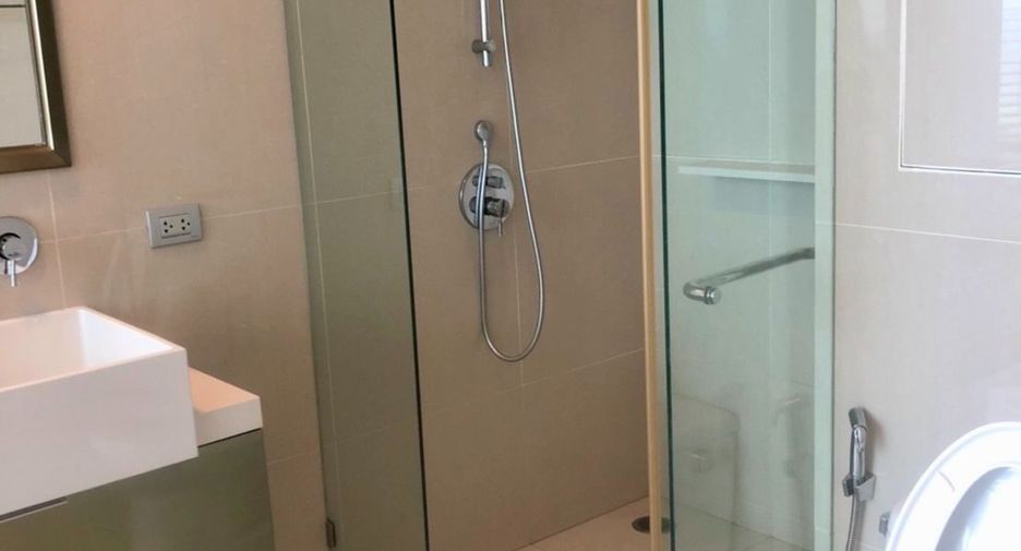 For rent 3 bedrooms condo in Bang Lamung, Chonburi