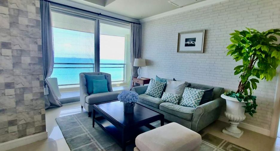 For rent 3 bedrooms condo in Bang Lamung, Chonburi