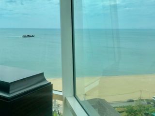 For rent 3 bedrooms condo in Bang Lamung, Chonburi