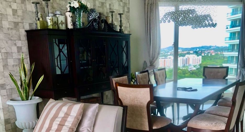 For rent 3 bedrooms condo in Bang Lamung, Chonburi