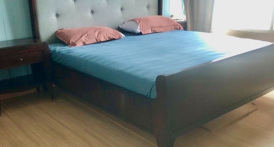 For rent 3 bedrooms condo in Bang Lamung, Chonburi