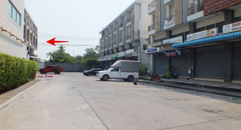 出售 3 卧室 商业空间 在 Khlong Luang, Pathum Thani