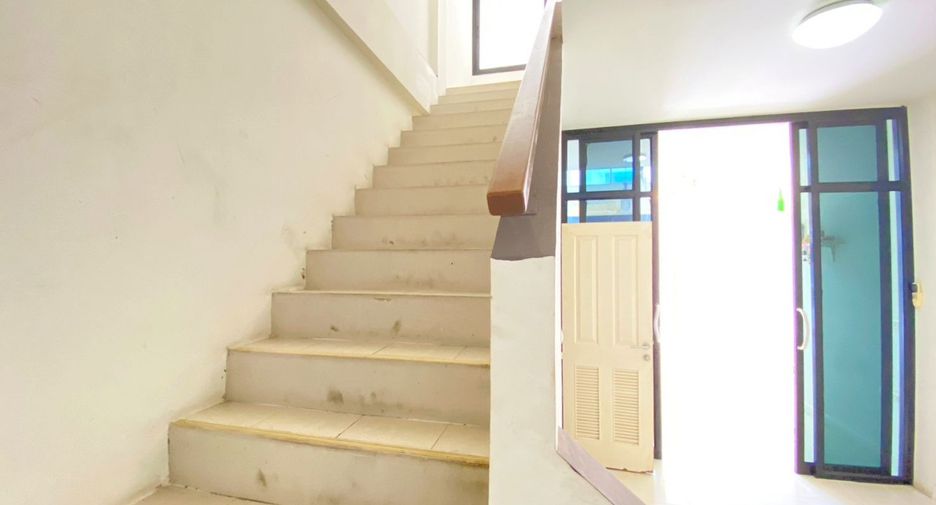 出售 3 卧室 商业空间 在 Khlong Luang, Pathum Thani