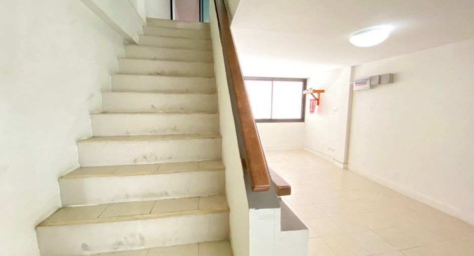 出售 3 卧室 商业空间 在 Khlong Luang, Pathum Thani