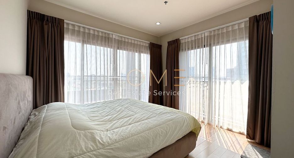 For sale 2 bedrooms condo in Khlong Toei, Bangkok