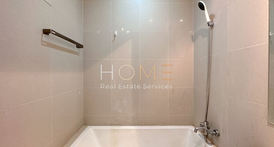 For sale 2 bedrooms condo in Khlong Toei, Bangkok