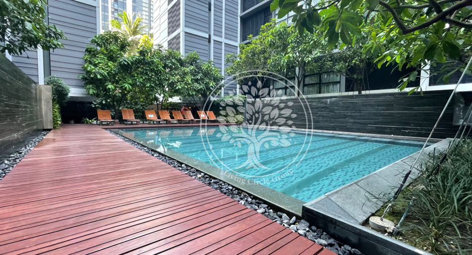 For rent and for sale 1 bed condo in Khlong Toei, Bangkok