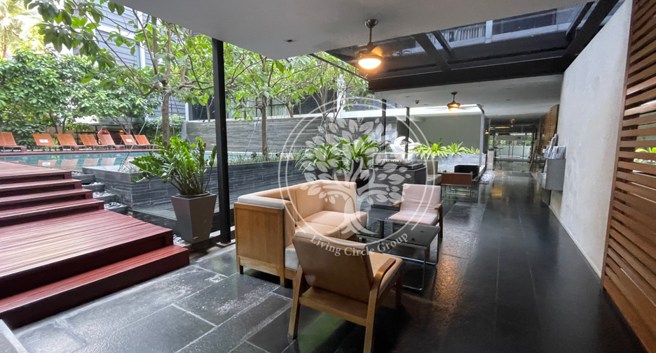 For rent and for sale 1 bed condo in Khlong Toei, Bangkok