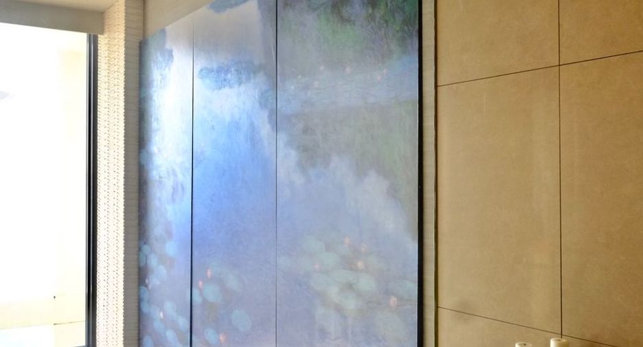 For sale 2 ベッドルーム condo in Sathon, Bangkok