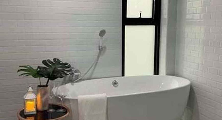 For rent 4 bedrooms house in Hang Dong, Chiang Mai