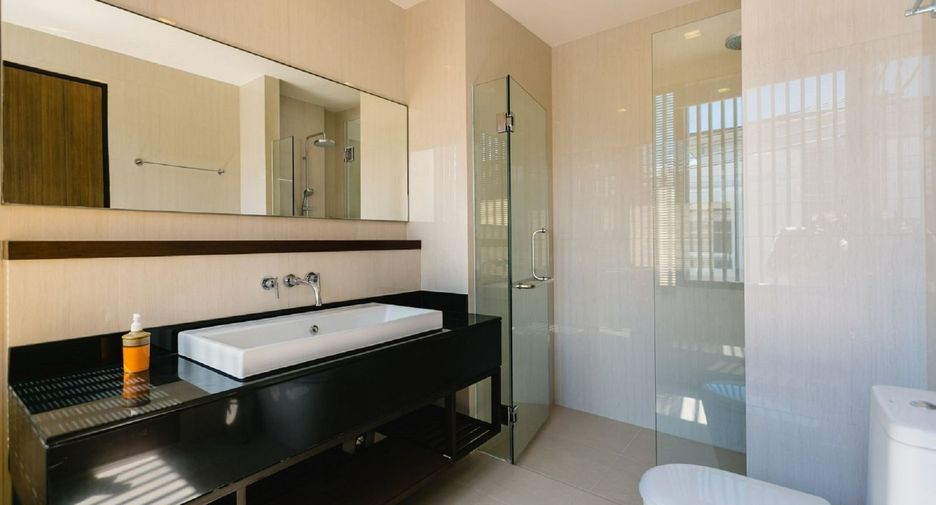 For rent and for sale 3 bedrooms townhouse in Thalang, Phuket