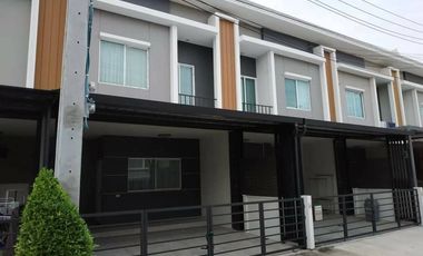 For sale 3 bedrooms townhouse in Bang Phli, Samut Prakan