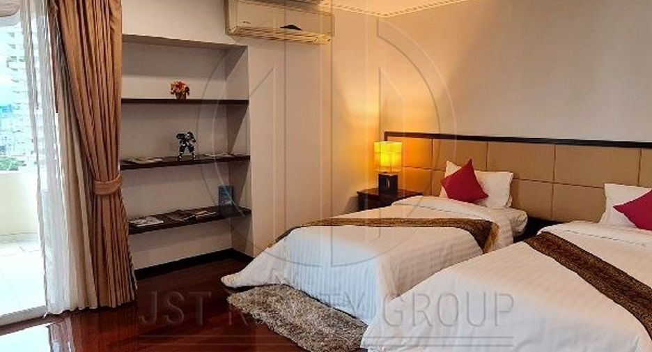 À louer 2 chambres appartement avec services à Watthana, Bangkok