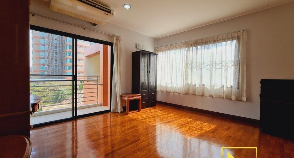 出租 3 卧室 公寓式住宅 在 Khlong Toei, 曼谷
