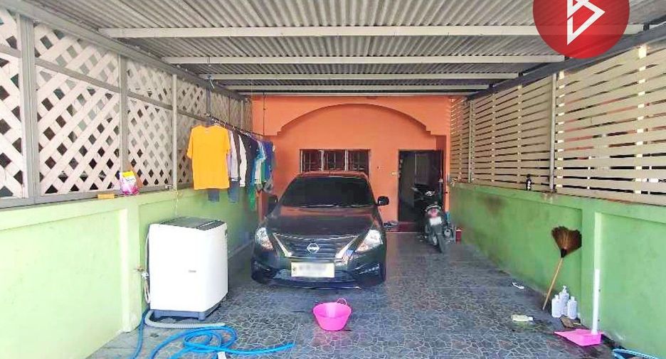 For sale studio townhouse in Ban Pong, Ratchaburi