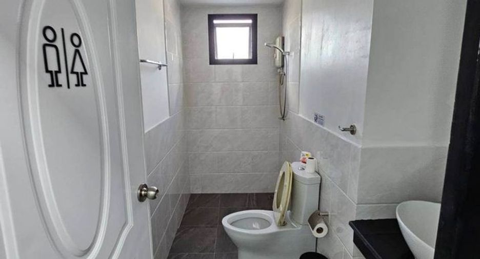 Büro zur Miete mit 10 Zimmer in Suan Luang, Bangkok