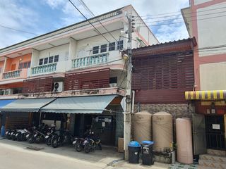 For sale 5 bed retail Space in Khlong Luang, Pathum Thani