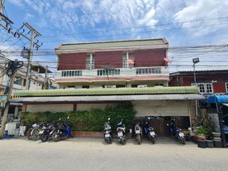 For sale 5 Beds retail Space in Khlong Luang, Pathum Thani
