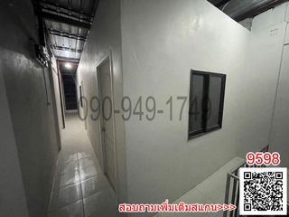 For sale 15 bedrooms retail Space in Bang Kapi, Bangkok