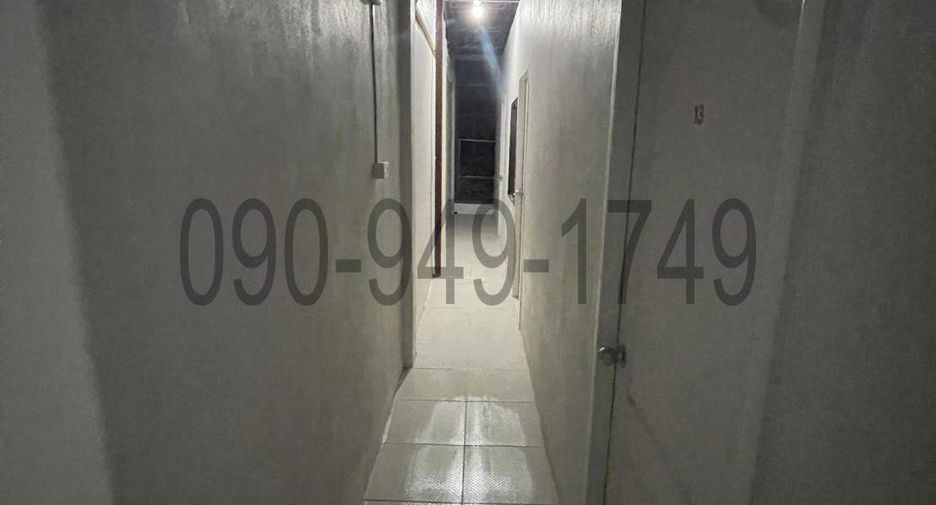 For sale 15 bedrooms retail Space in Bang Kapi, Bangkok