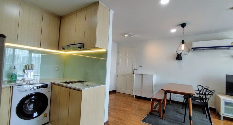 For rent 1 bed condo in Yan Nawa, Bangkok