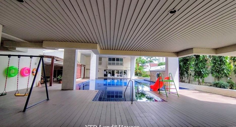 For rent 1 bed condo in Yan Nawa, Bangkok