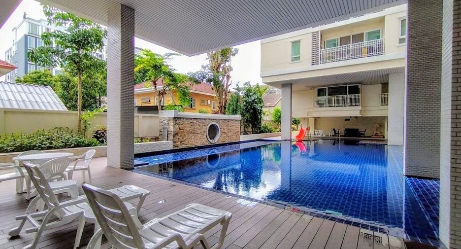For rent 1 bed condo in Yan Nawa, Bangkok