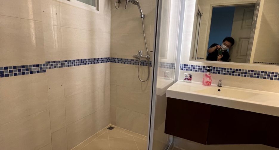 Аренда и продажа 1 кровать кондо в Сатхон, Бангкок