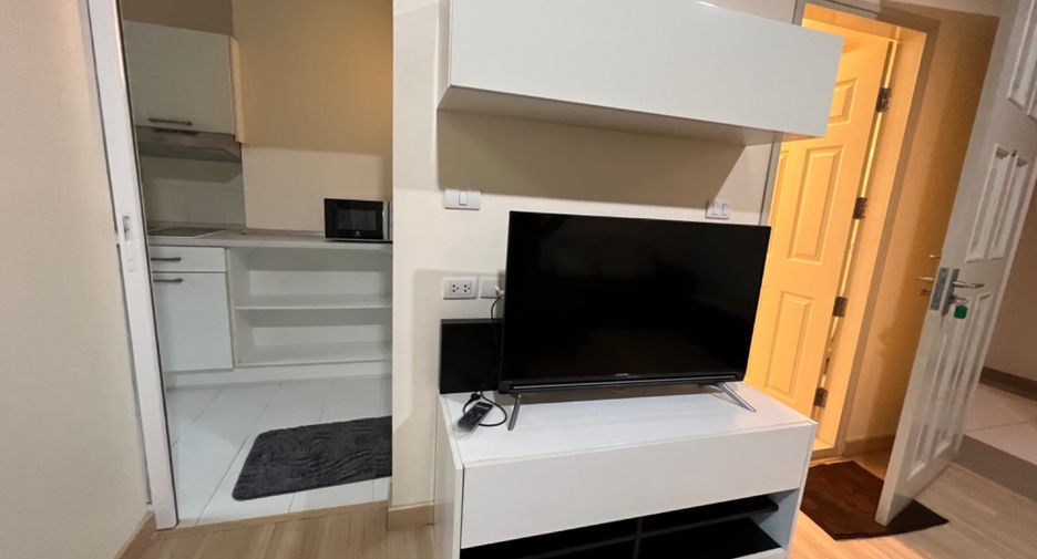 Аренда и продажа 1 кровать кондо в Сатхон, Бангкок